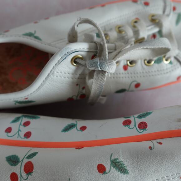 Keds x Rifle Paper Co. Kickstart Leather White Red Strawberry Low Top Sneakers - Picture 8 of 15
